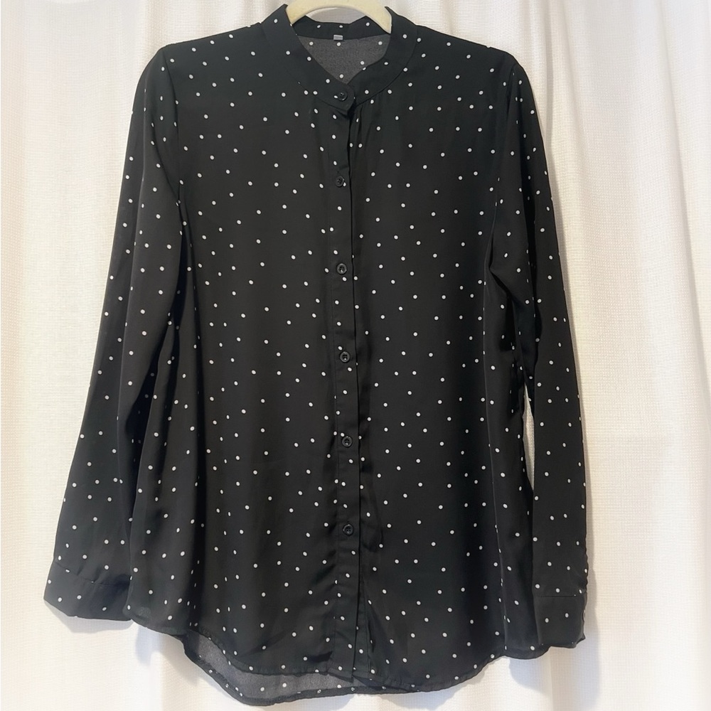 Long sleeve Black and White Polka Dot Button Front Top